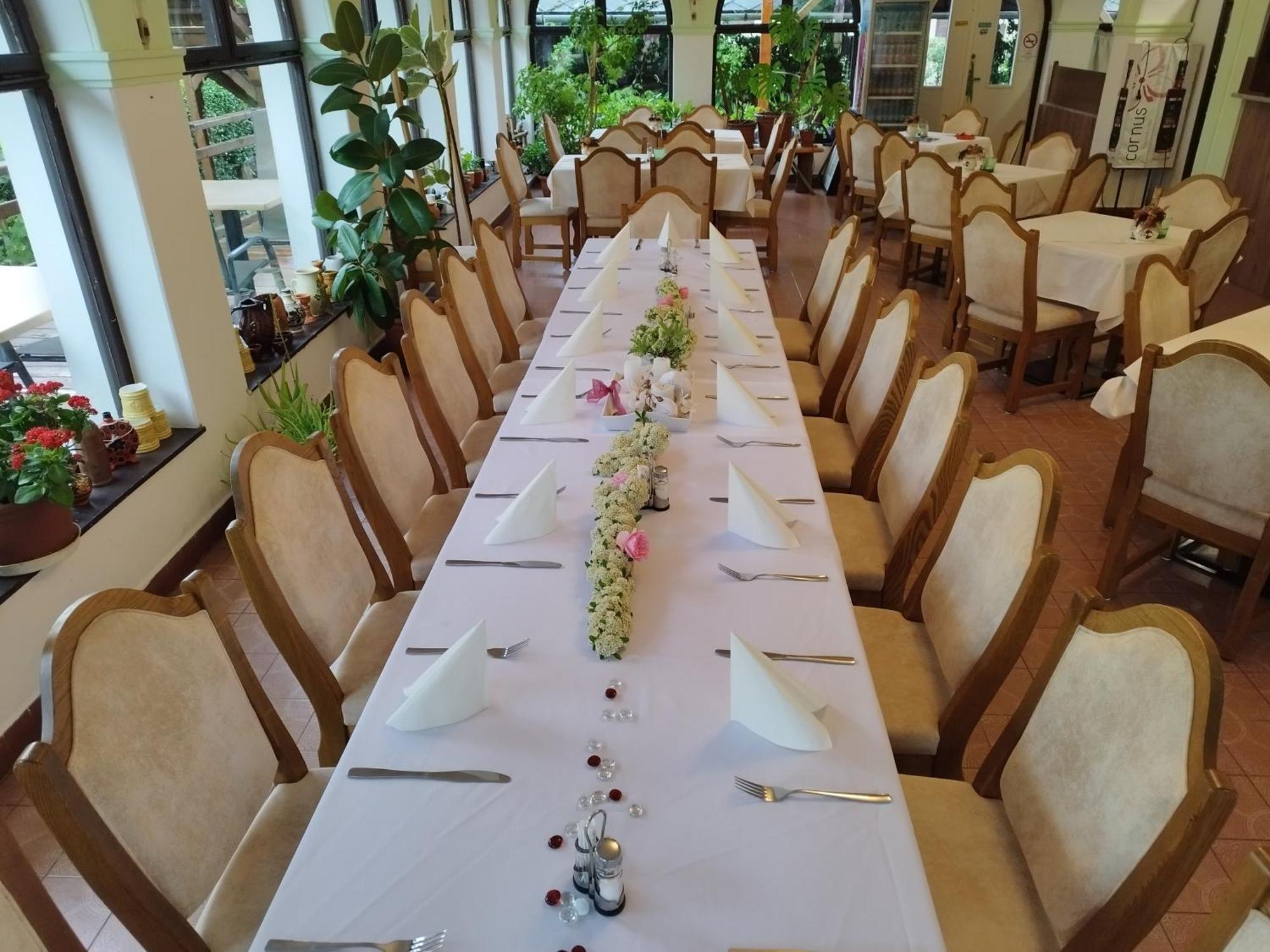 Margareta Etterem Es Vendeghaz Gasthaus บาลาทอนเบรีน ภายนอก รูปภาพ
